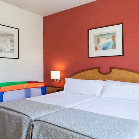 Urh Sitges Playa Hotel Ngoại thất bức ảnh