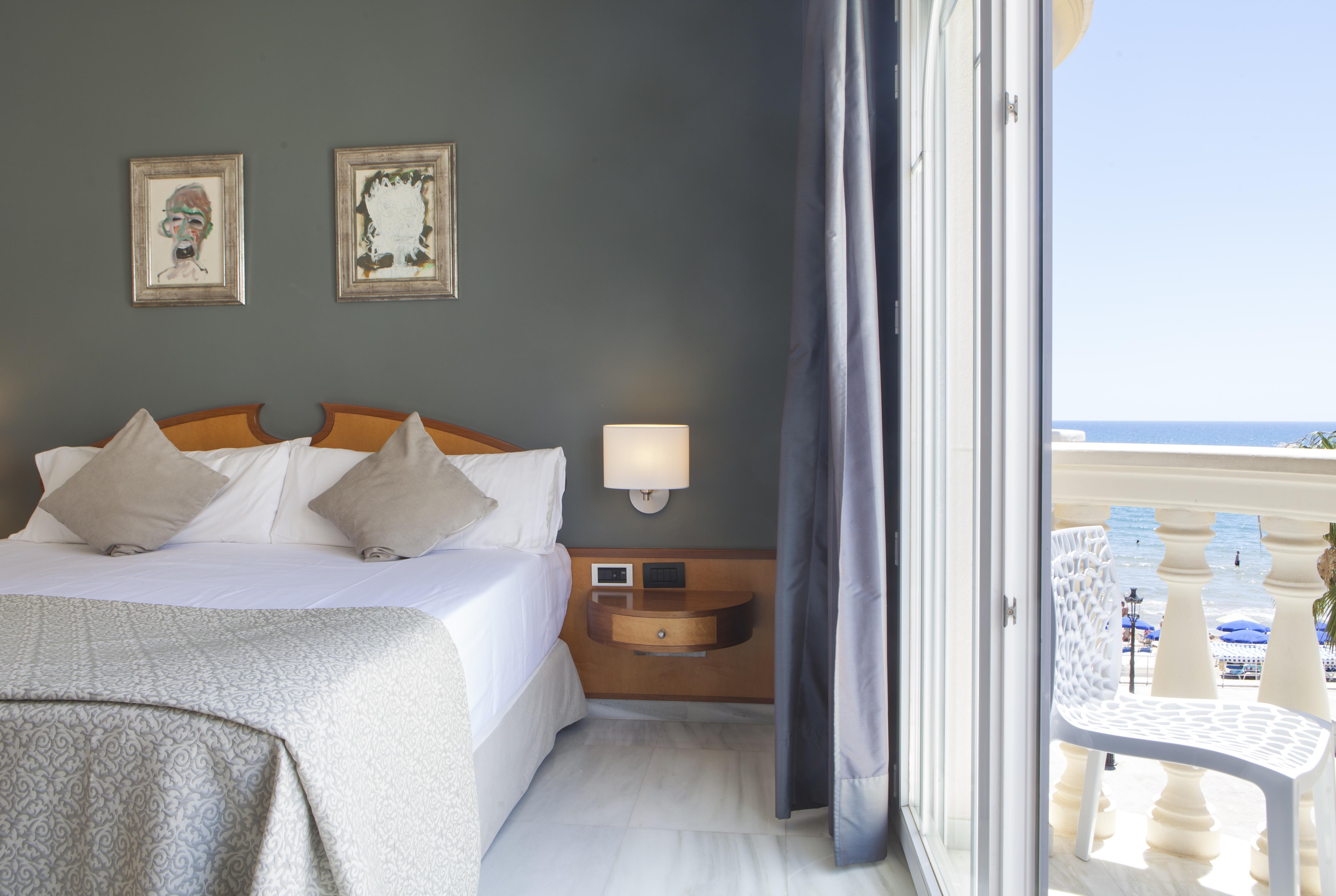 Urh Sitges Playa Hotel Ngoại thất bức ảnh